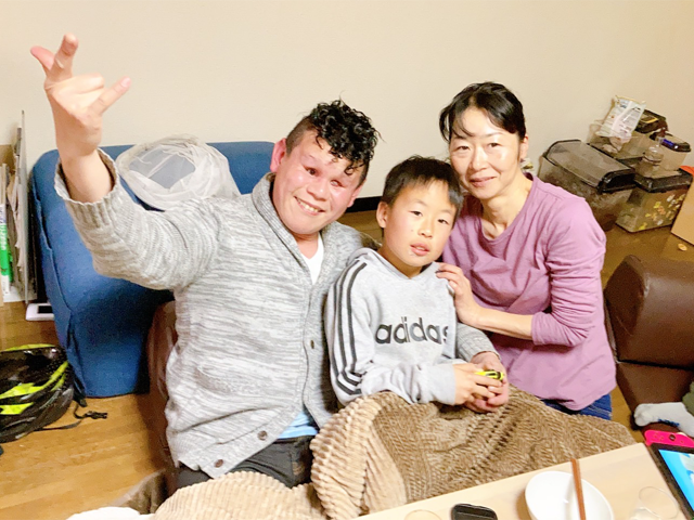 妻と息子とのスリーショット